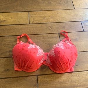 Passionata by Chantelle Bra in Size 34D